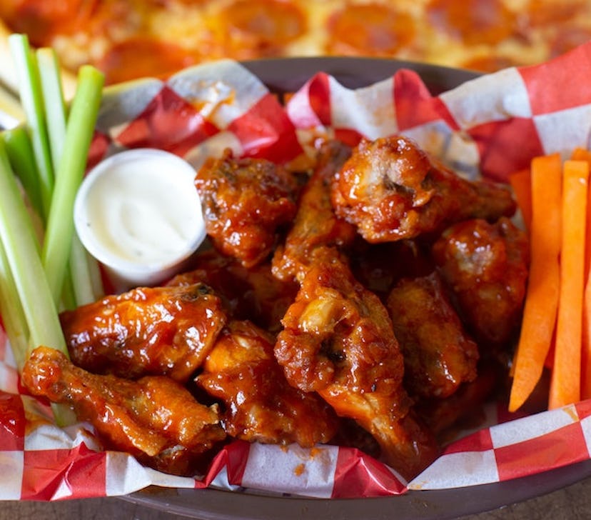 Labor Day Food Deals For 2022 Include Pizza Wings labor-day-food-deals-for-2022-include-pizza-wings