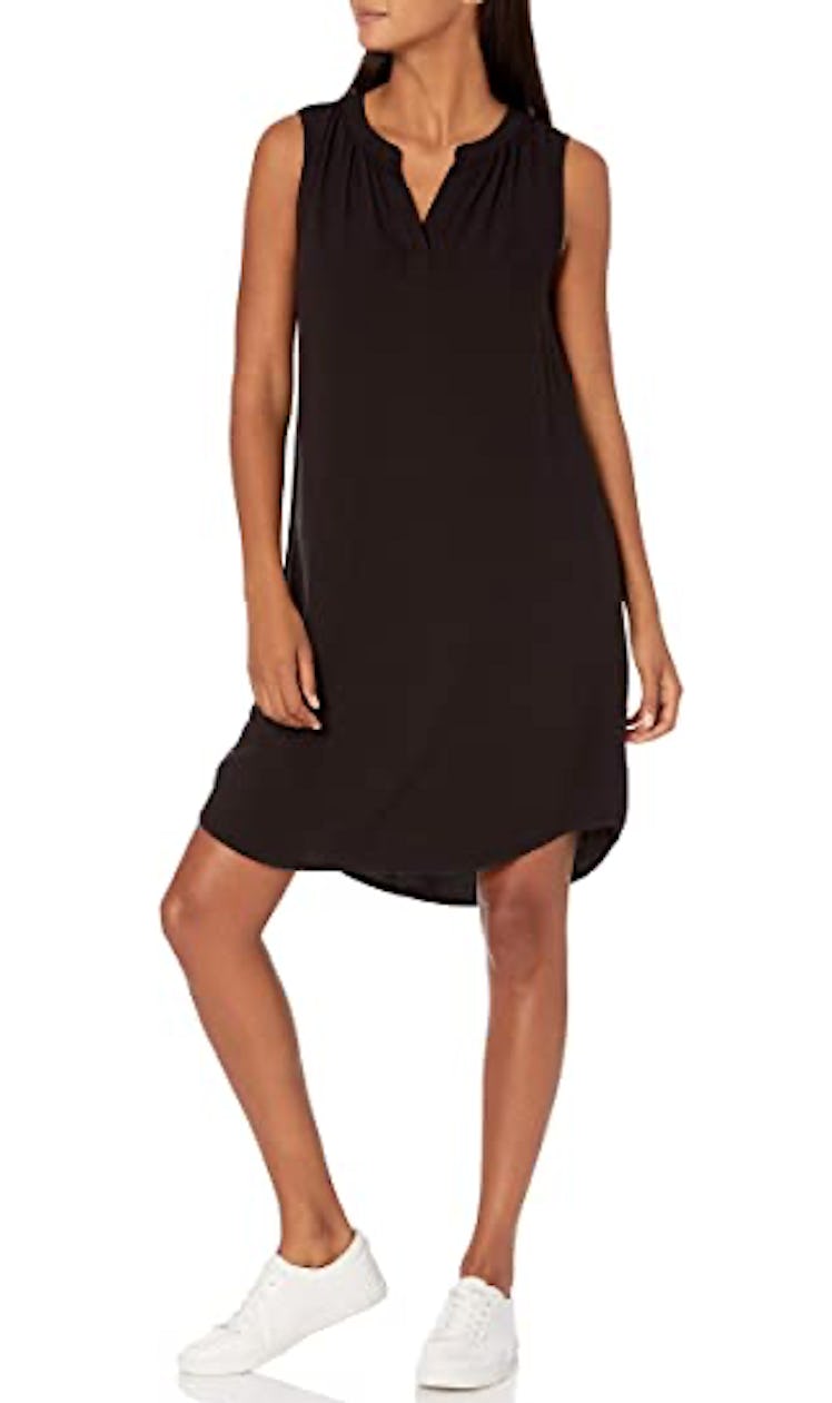 Amazon Essentials Sleeveless Woven Shift Dress