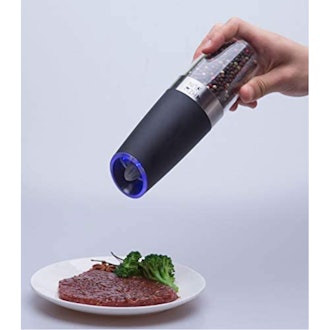 CHEW FUN Electric Gravity Salt and Pepper Grinder Set (2 Pieces)