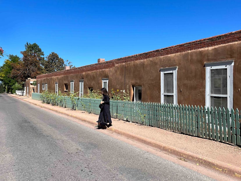 canyon road in santa fe, new mexico