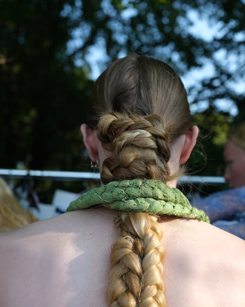collina strada braided ponytails