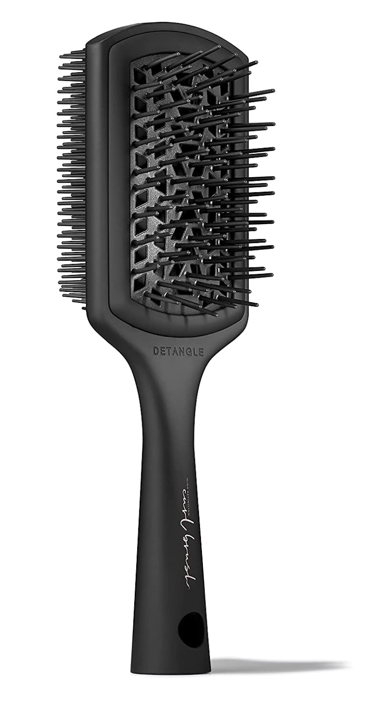 heat-free styling hacks include using HeatFreeHair Dual-Sided Hair Brush