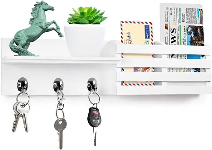 Greenco Entryway Wall Mounted Floating Letter Holder with Hooks