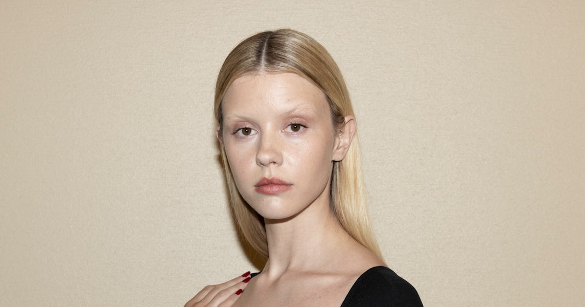 Mia Goth