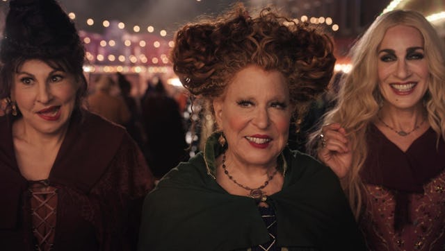 Kathy Najimy as Mary Sanderson, Bette Midler as Winifred Sanderson, and Sarah Jessica Parker as Sara...