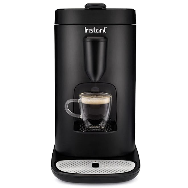 If you like variety, this espresso machine for iced coffee is compatible with Nespresso and Keurig p...