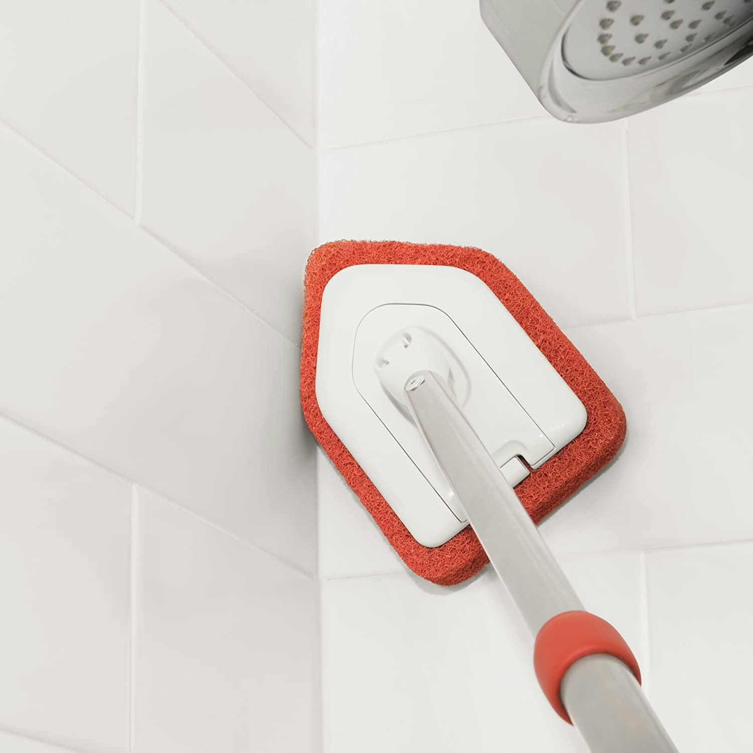 OXO Good Grips Extendable Tub Scrubber