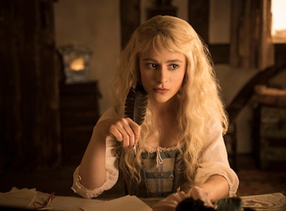 Sophie (Sophia Anne Caruso) in The School for Good and Evil
