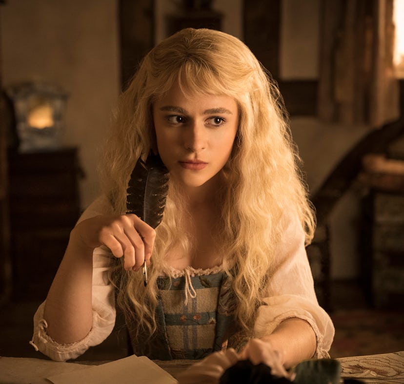 Sophie (Sophia Anne Caruso) in The School for Good and Evil