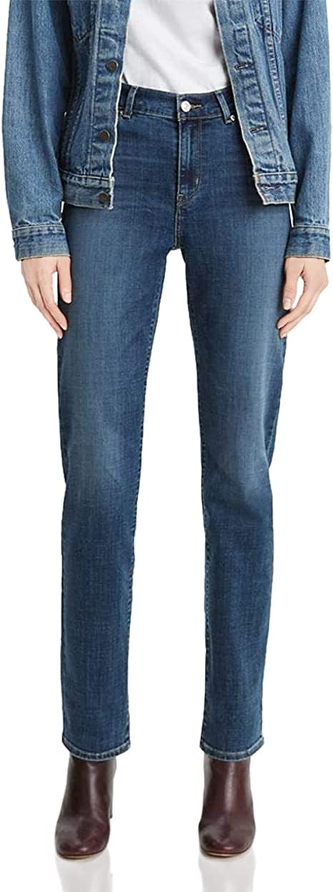 Levi&rsquo;s Classic Straight Jeans