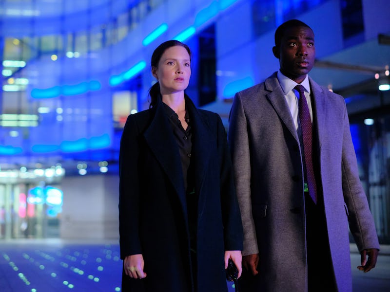 Paapa Essiedu & Holliday Grainger In 'The Capture' S2