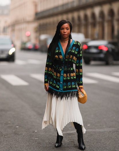 street style slouchy sweater and skirt