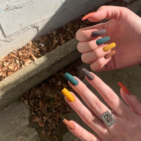 Fall-themed coffin nail designs that serve all the autumn vibes.