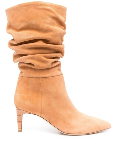 Pointed-toe slouchy boots