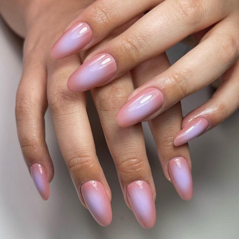 Libra season 2022 is here. Check out these heavenly, pastel aura nails and other ideas for manicure ...