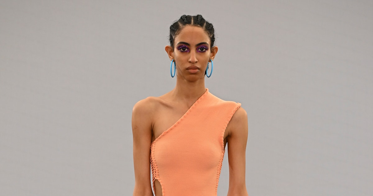 The One-Shoulder Trend At LFW Got A Serious Makeover For Spring 2023