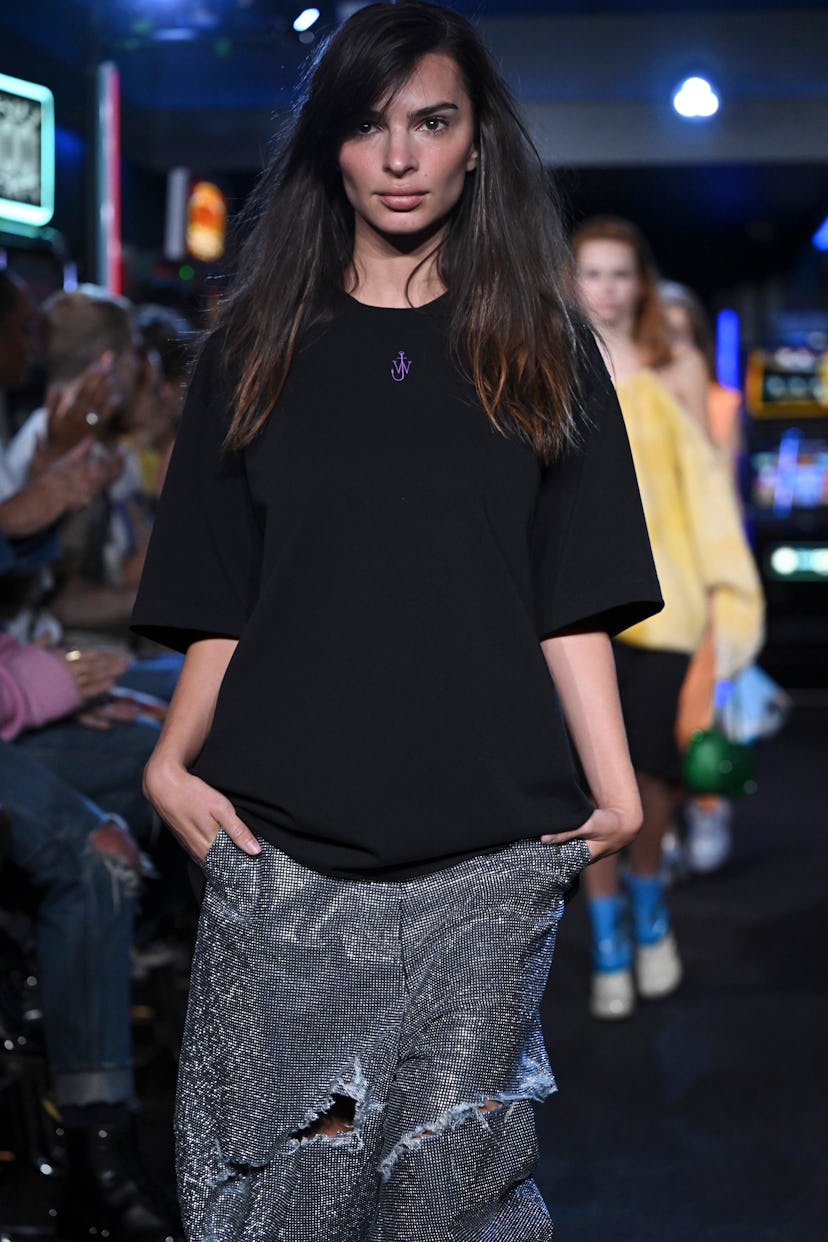 Emily Ratajkowski walking at JW Anderson during NYFW 2023