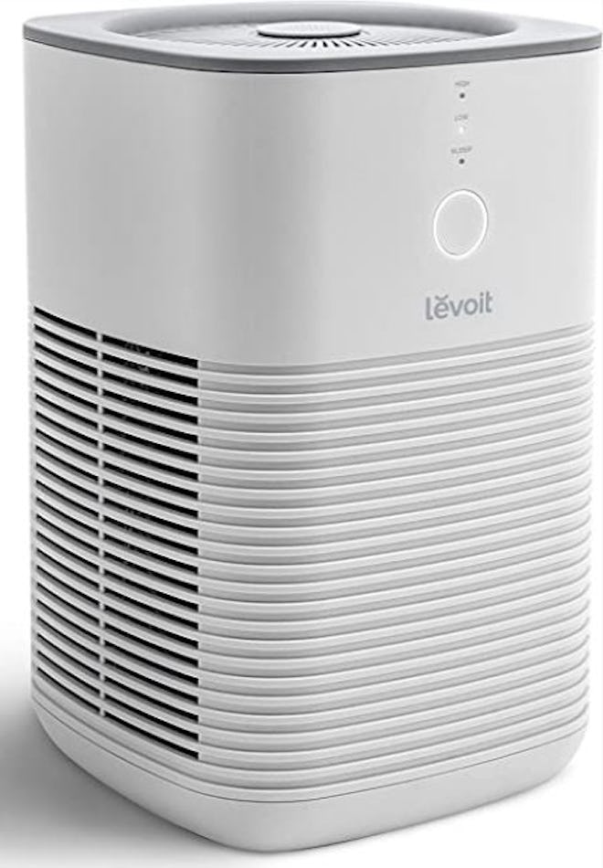 As one of the best air purifiers for apartments, this unit features additional aromatherapy capabili...