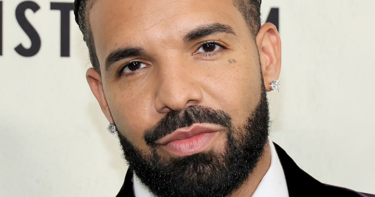 Drake's Face Tattoo Made Its Red Carpet Debut & It's So Luxe Drake's Face Tattoo Made Its Red Carpet Debut & It's So Luxe