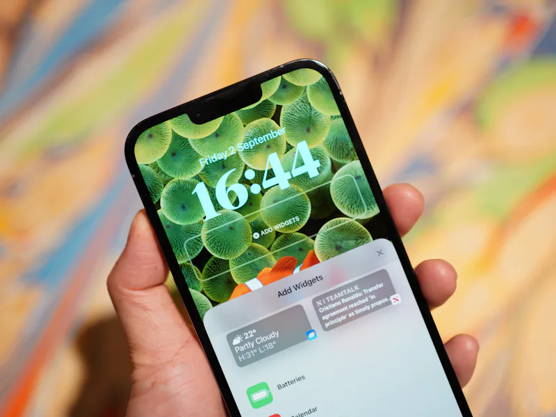 How to add a widget to your iPhone's lock screen in iOS 16