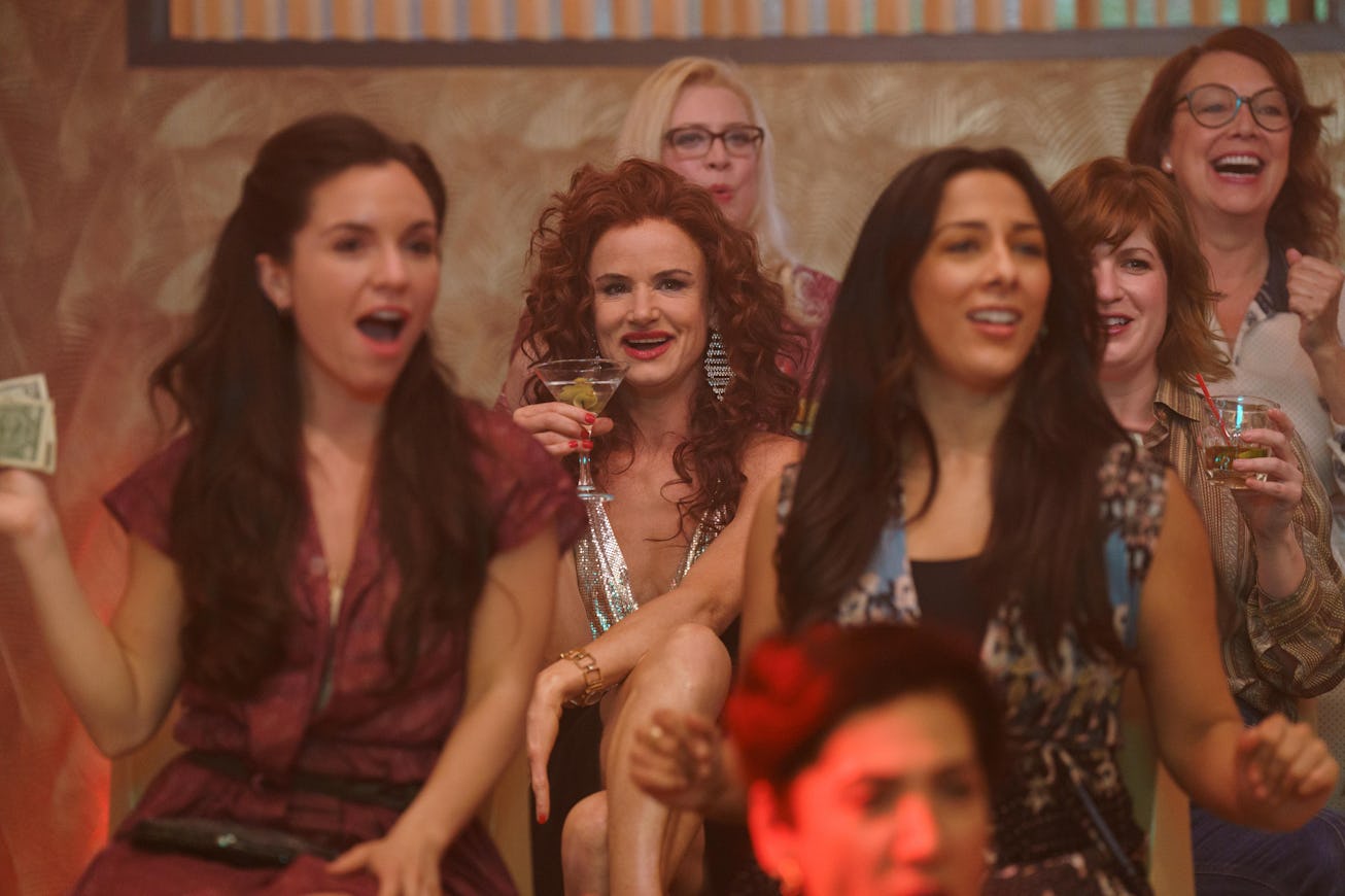 Juliette Lewis in the Welcome to Chippendales trailer