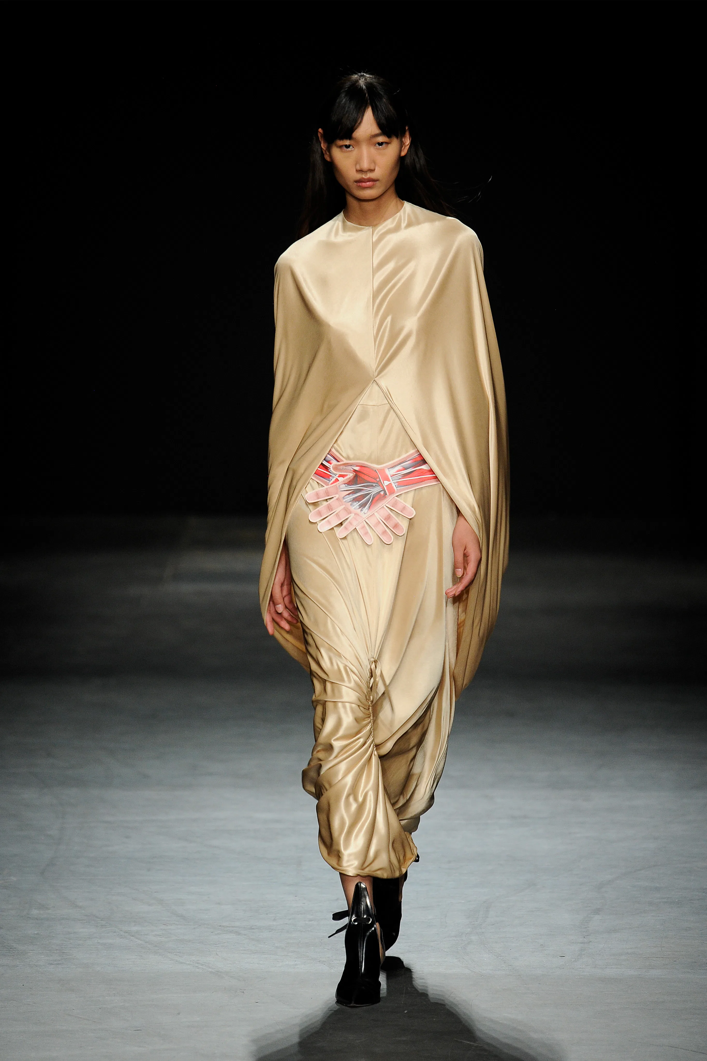 The London Fashion Week Spring/Summer 2023 Trends You'll See Everyone Soon