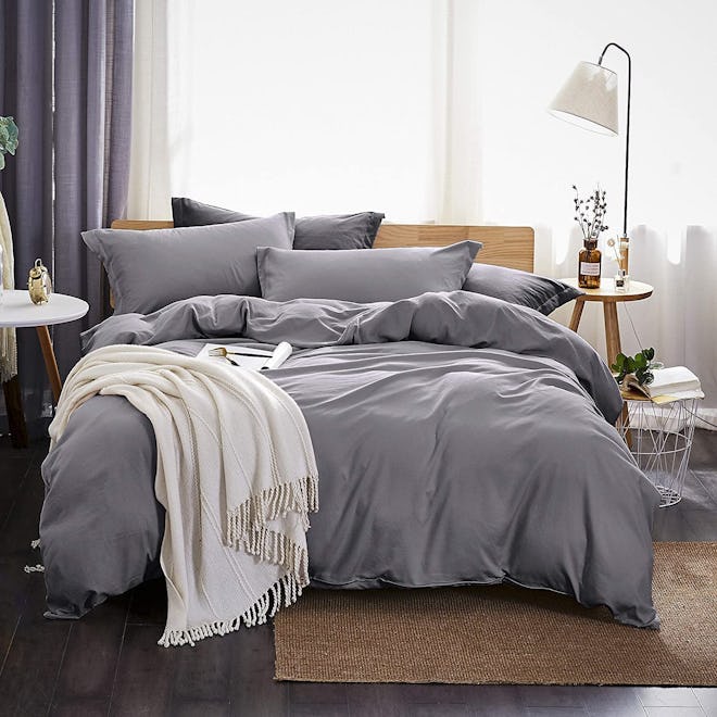 Dreaming Waipiti Duvet Cover