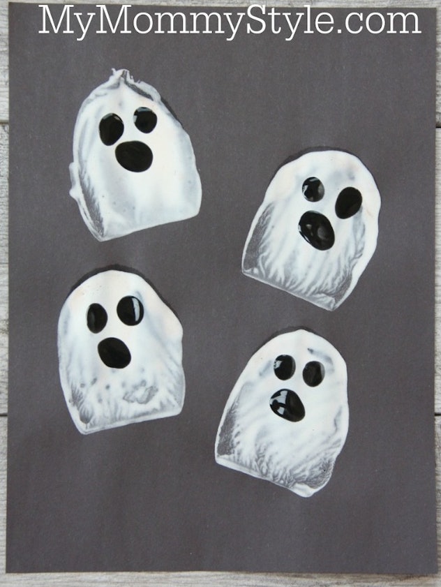 Potato stamp ghost halloween craft