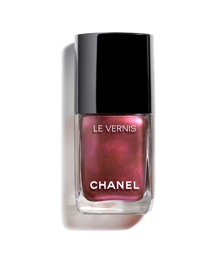Le Vernis Longwear Nail Colour in Perle Burgundy