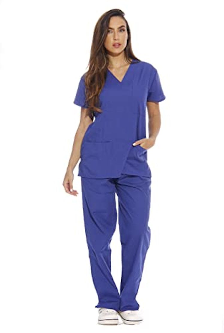 Amazon Just Love Women's Six Pocket Medical Scrubs Set