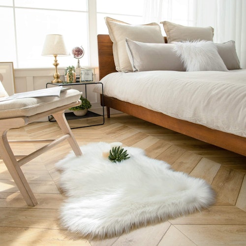 Ashler Home Deco Faux Fur Rug