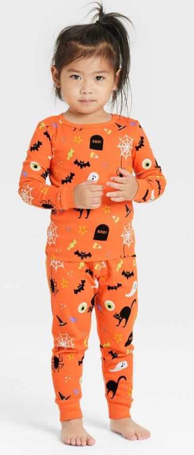Hyde & EEK! Boutique Toddler Halloween Snug Fit Pajamas are some of the best Halloween family pajama...