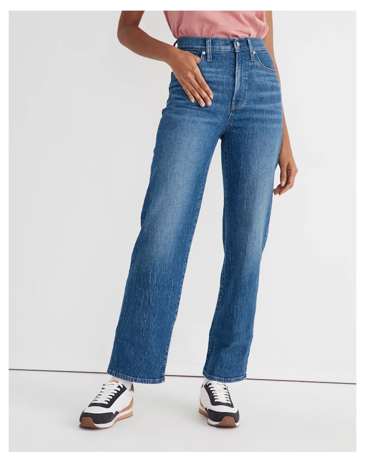 Wide-leg jeans for fall 2022 include The Perfect Vintage Wide-Leg Jean in Leifland Wash from madewel...