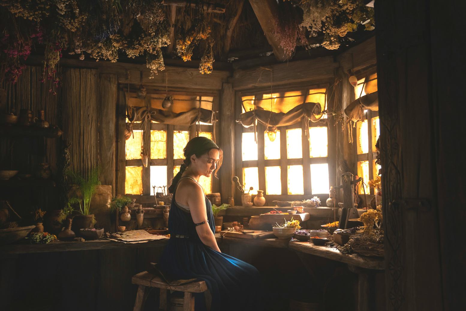 Nazanin Boniadi On ‘The Rings Of Power’ Bronwyn & Arondir’s Romantic Future