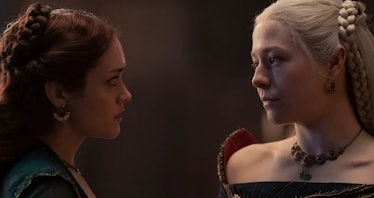 Adult versions of Rhaenyra Targaryen and Alicent Hightower in House of the Dragon.