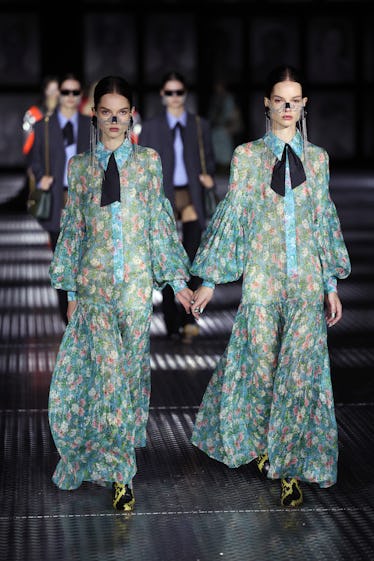 Gucci's Spring 2023 Runway Show Takes Twinning to a New Level