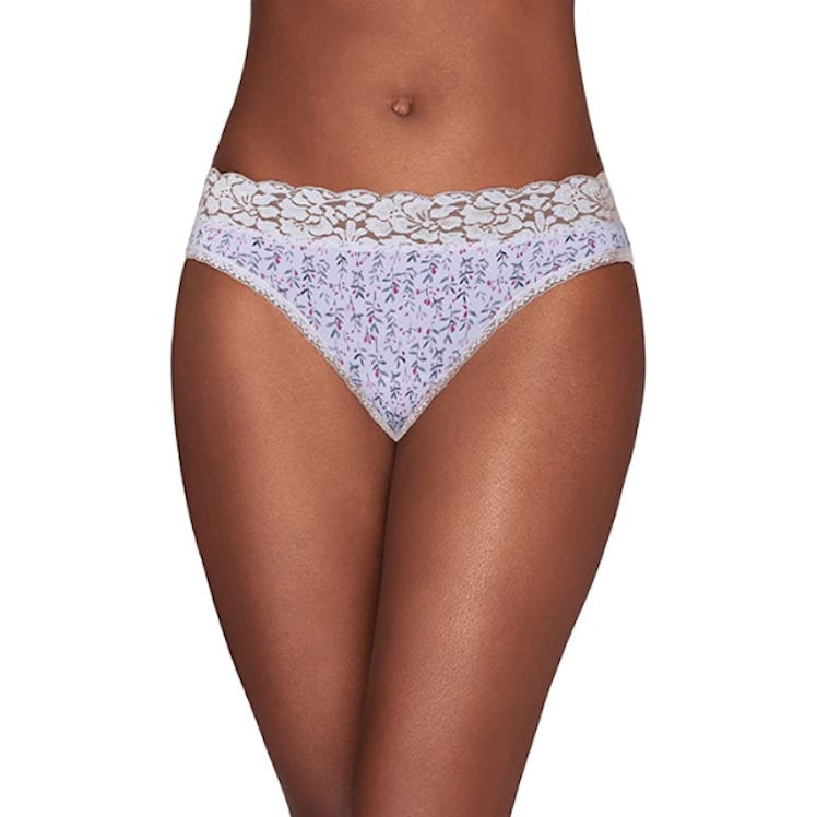 Vanity Fair Flattering Lace Panties