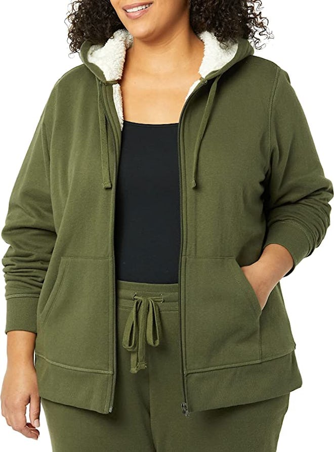 Amazon Essentials Sherpa-Lined Fleece Hooded Jacket