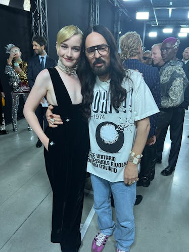 Julia Garner Channeled Louise Brooks For Gucci’s Spring 2023 Program 9 Julia Garner Gucci