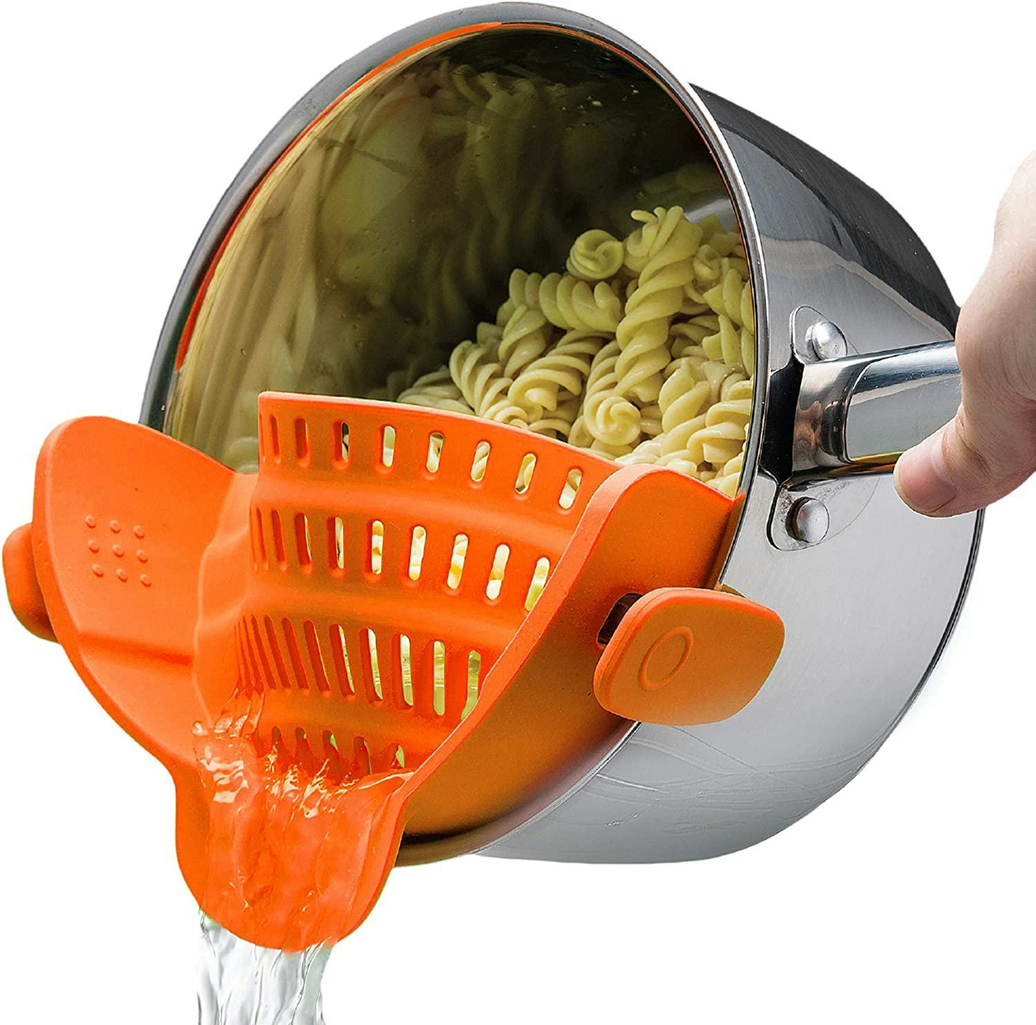 Kitchen Gizmo Pot Strainer