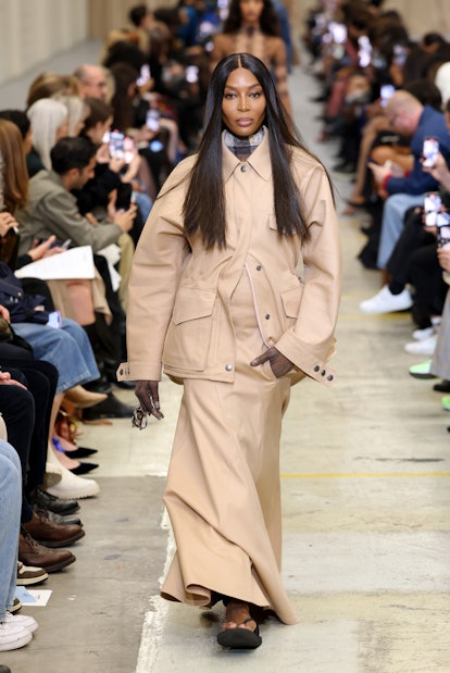 Burberry Spring 2023 London Fashion Week Review
