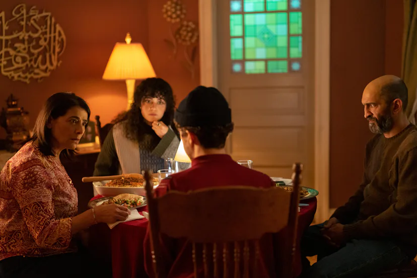 Amr Ramy Bella Hadid In 'Ramy' Season 3: How Costume Designer Nicky Smith Helped ...