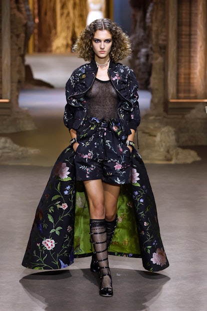 Dior’s Spring/Summer 2023 Collection Brings 16th Century Style Into The ...