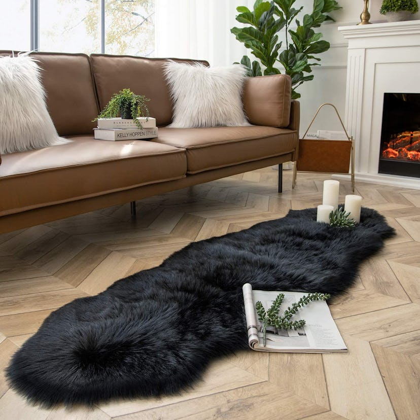 Ashler faux fur rug, Fluffy Shaggy Area Rug Ultra Soft 2 x 6 Feet Sheepskin Fur Rug