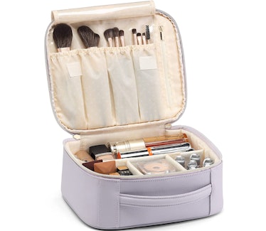 vlando travel makeup bag is the best makeup train case color options