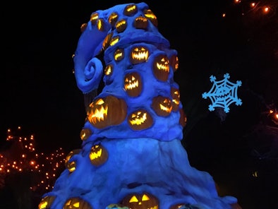 The Haunted Mansion Holiday is one of the things to do at Disneyland during Halloween. 