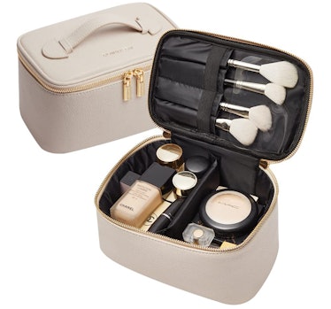rownyeon cosmetic bag is the best overall makeup train case