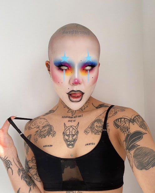 From neon clown makeup to sultry cat-like whiskers, here are easy Halloween makeup looks to try in 2...