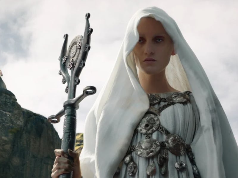 Sauron in a LOTR scene