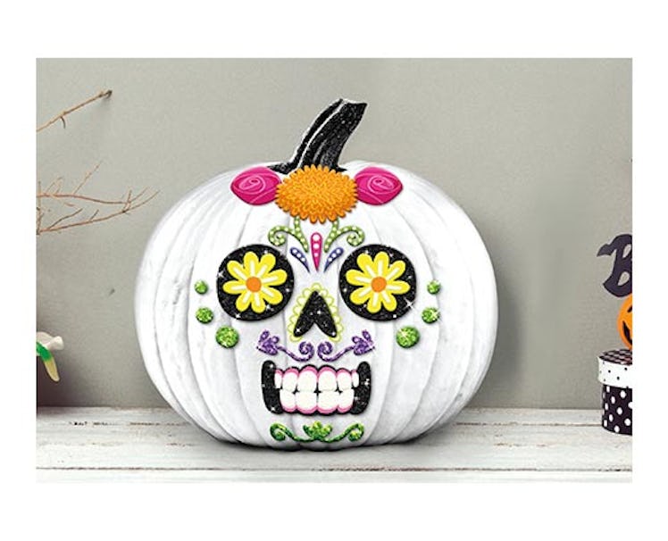 Aldi's fall and Halloween 2022 finds include candles, mugs, decor, and more.